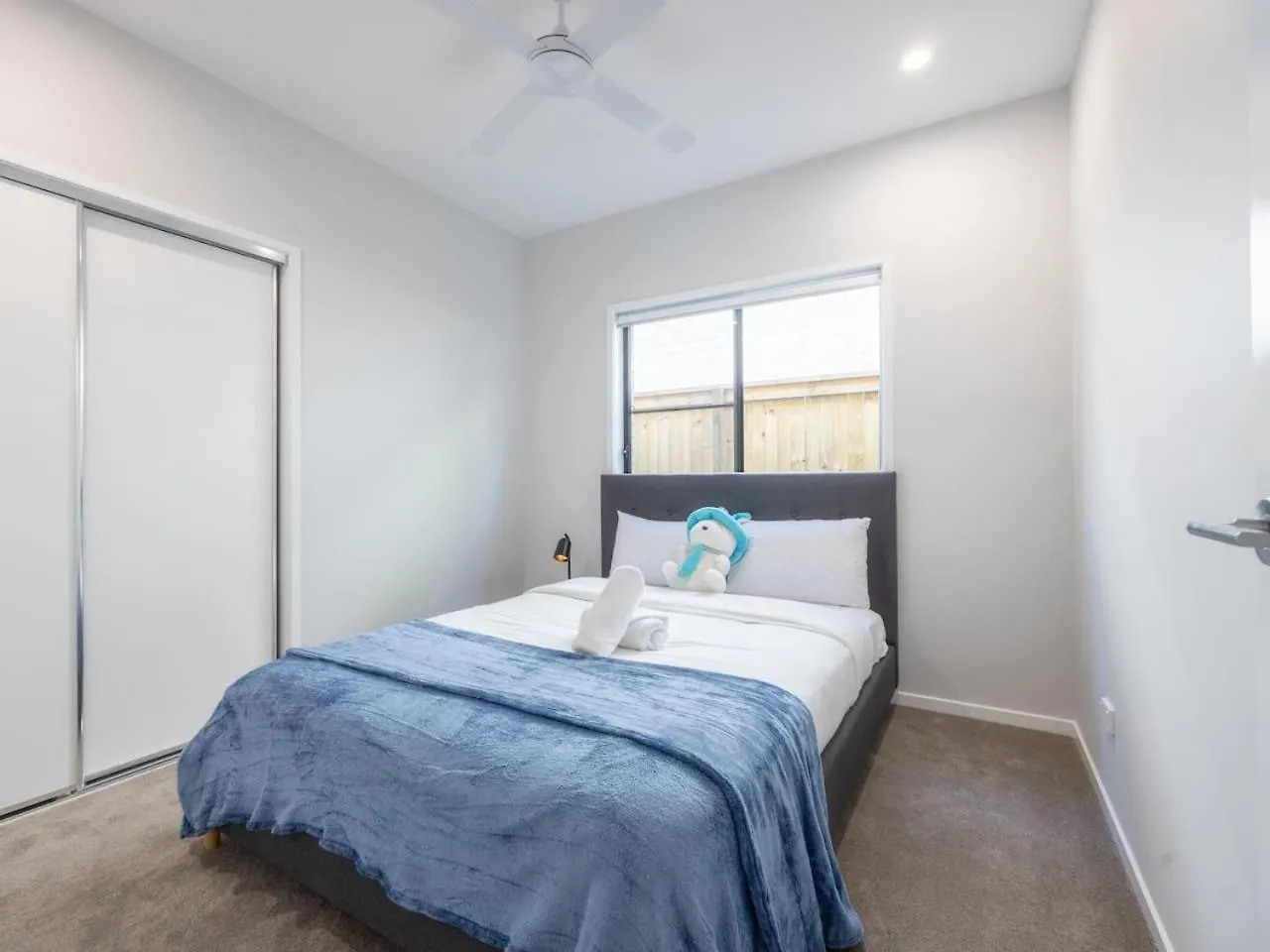 Holiday home Luxurious 4 Bedroom Home With Ac, Wi-Fi And Smarttv Park Ridge