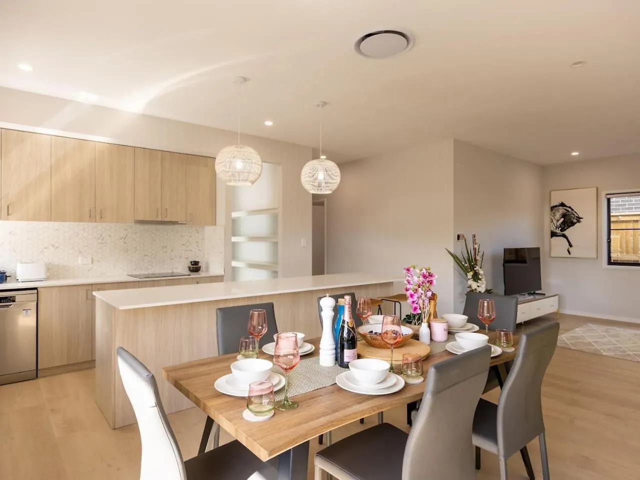 Luxurious 4 Bedroom Home With Ac, Wi-Fi And Smarttv Park Ridge Holiday home